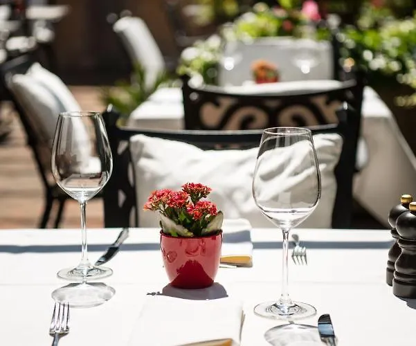 Polo Ξενοδοχείο Ασκόνα