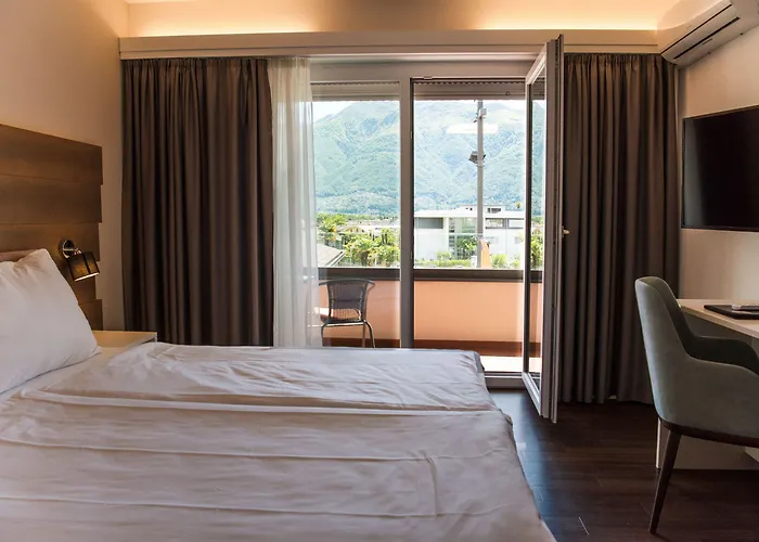 Polo Ξενοδοχείο