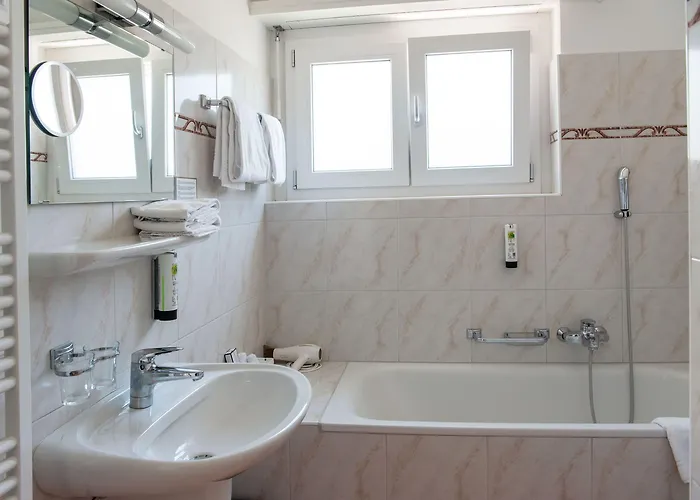 Ξενοδοχείο Polo Ασκόνα