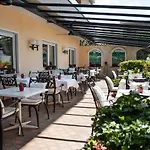 Polo Hotel
